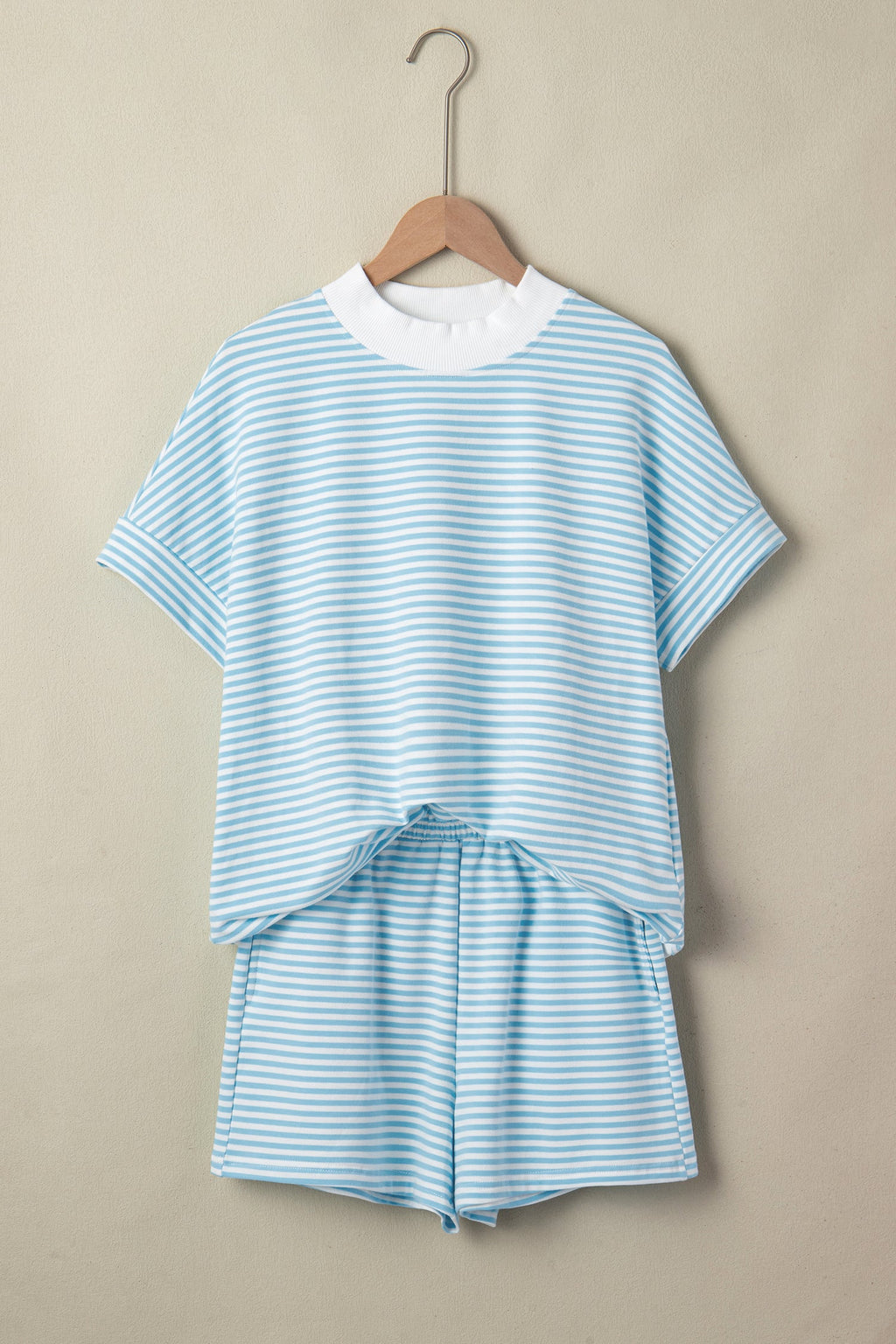 Sky Blue Stripe Cuffed Sleeve Contrast Mock Neck Tee Casual 2pcs Short Set