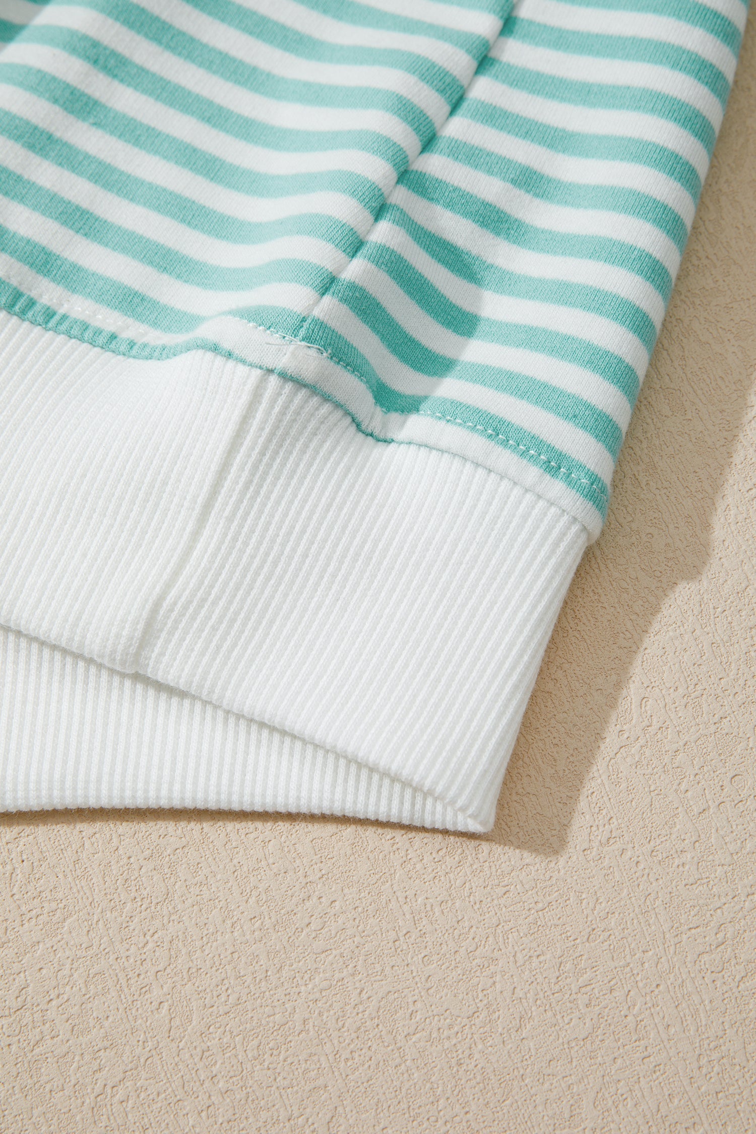 Green Stripe Cuffed Sleeve Contrast Mock Neck Tee Casual 2pcs Short Set