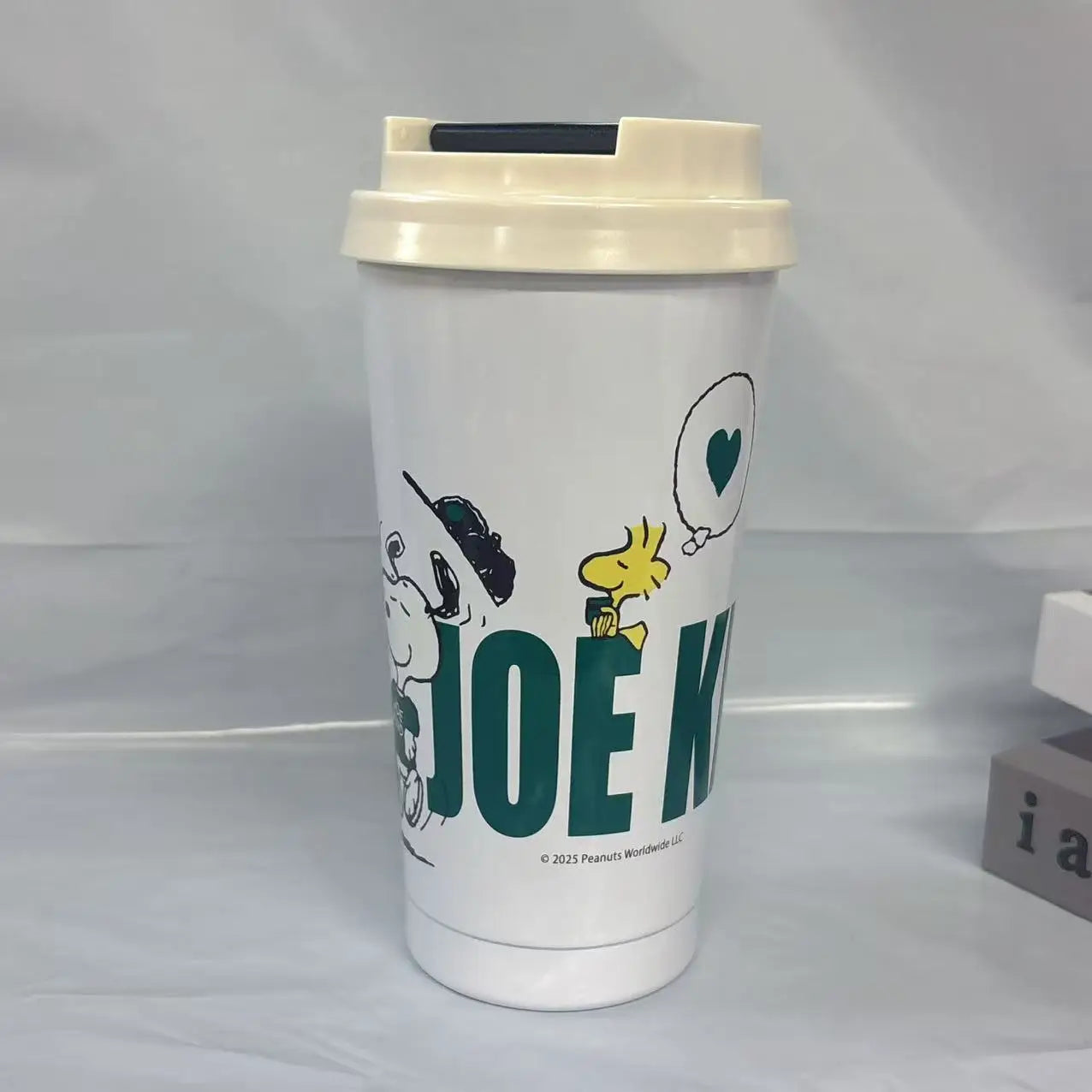 Starbucks × Snoopy Limited Edition Tumbler, 500ml Adorable Peanuts Print Insulated Travel Mug