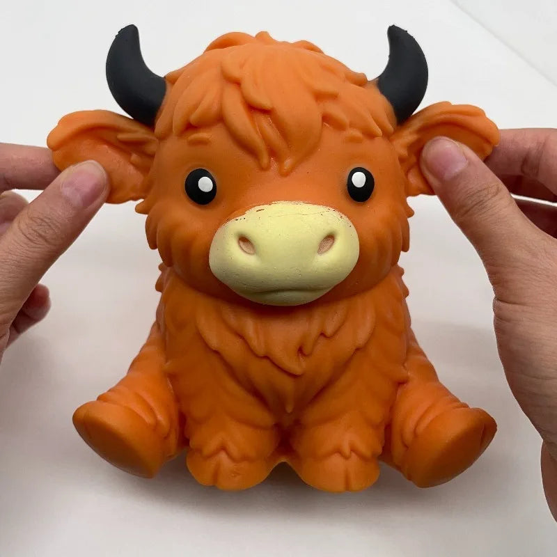 Jumbo Highland Cow Stress Balls Squishies Squeeze Toy Squeeze Ball Fidget Toy for Adults Slow-Rising Stress Relief Squeeze Toy