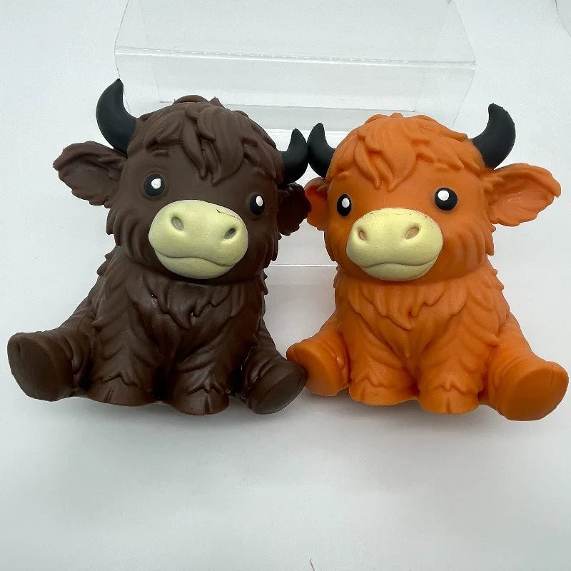 Jumbo Highland Cow Stress Balls Squishies Squeeze Toy Squeeze Ball Fidget Toy for Adults Slow-Rising Stress Relief Squeeze Toy