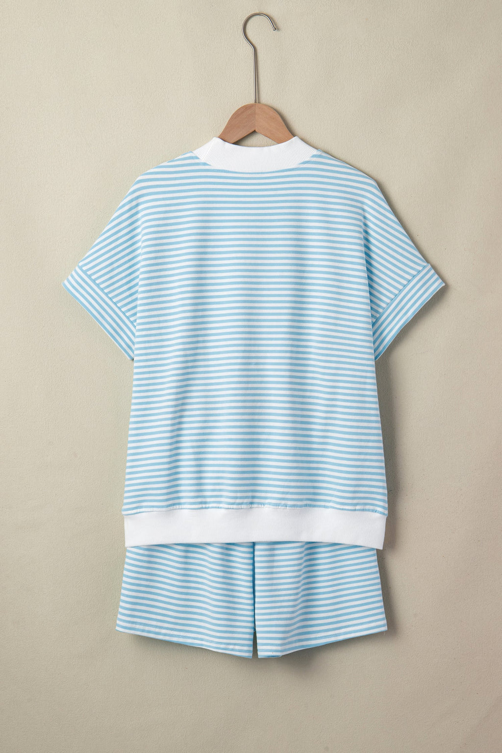 Sky Blue Stripe Cuffed Sleeve Contrast Mock Neck Tee Casual 2pcs Short Set