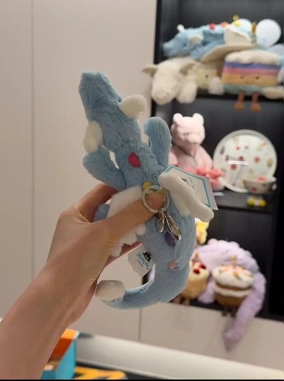 Birthday gifts, gifts for adults, gifts for couples, gifts for kids, all kinds of plush toys—you'll find the toys you want.